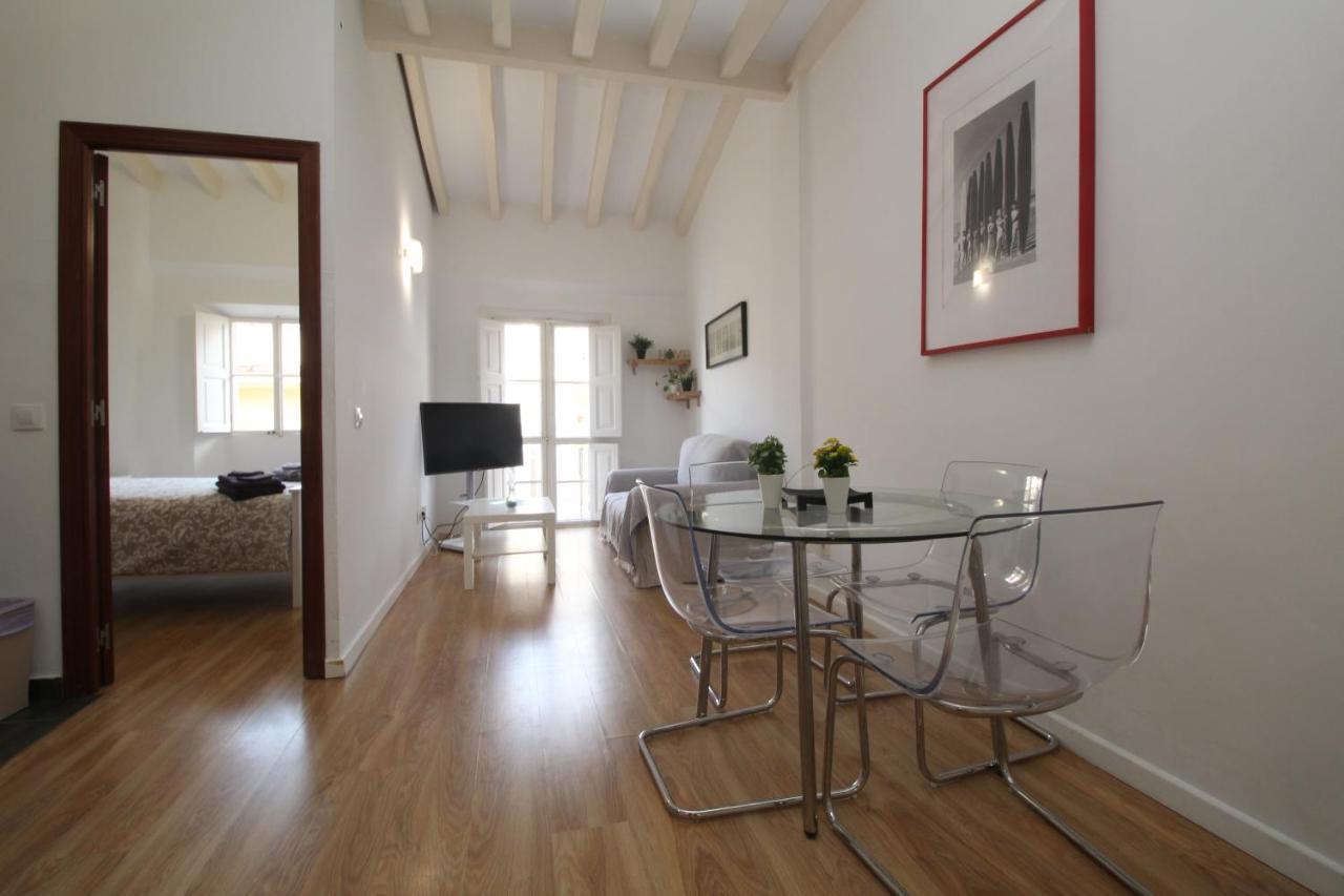 Comfortable Apartment With Character In The Old Town Palma de Mallorca Luaran gambar